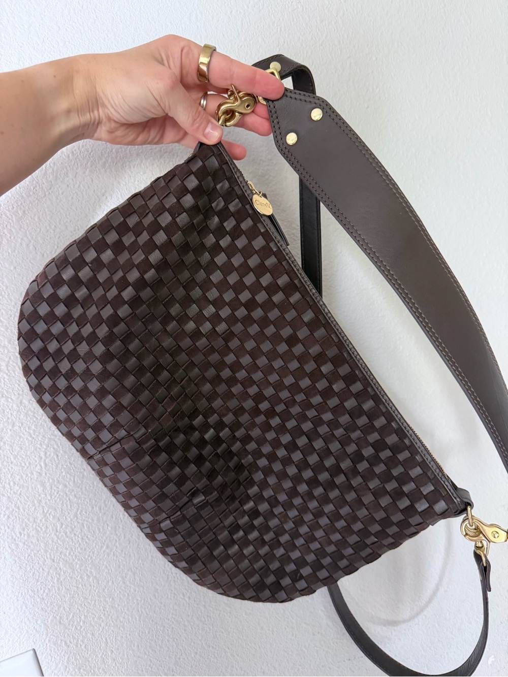 Clare V. Moyen Messenger Woven Leather Shoulder Bag in chocolate